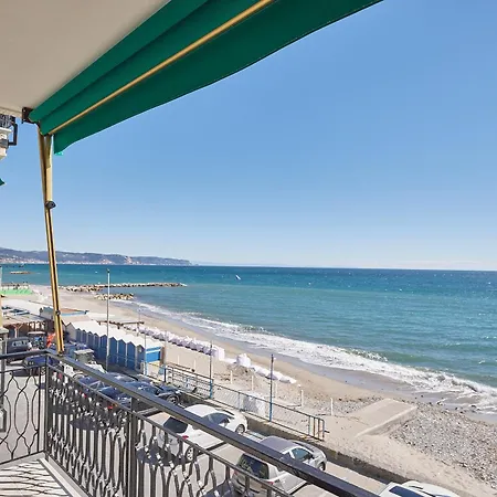 Brezza Marina Ceriale